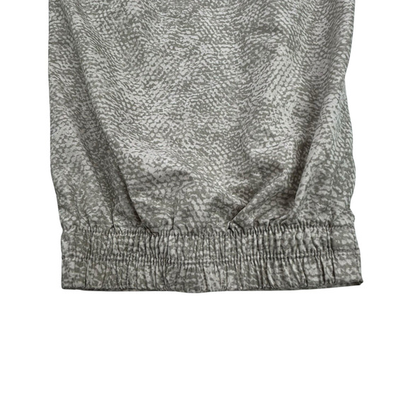 Athleta Pants Womens Plus Size 22 Ivory Venture Printed Cargo Pockets Athleisure - Picture 6 of 16